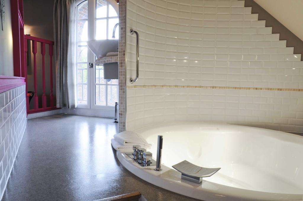 Chateau Le Clos Verneuil d'Avre et d'Iton Kültér fotó